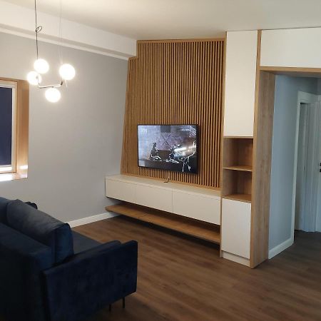Lovely Apartment Ioana トゥルグ・ネアムツ エクステリア 写真